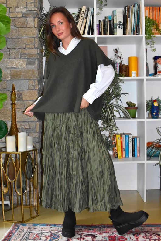 Twisted Sister Pocketed Crinkle Midi Skirt Khaki